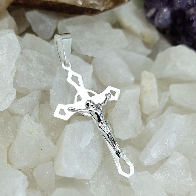 Dije crucifijo de plata