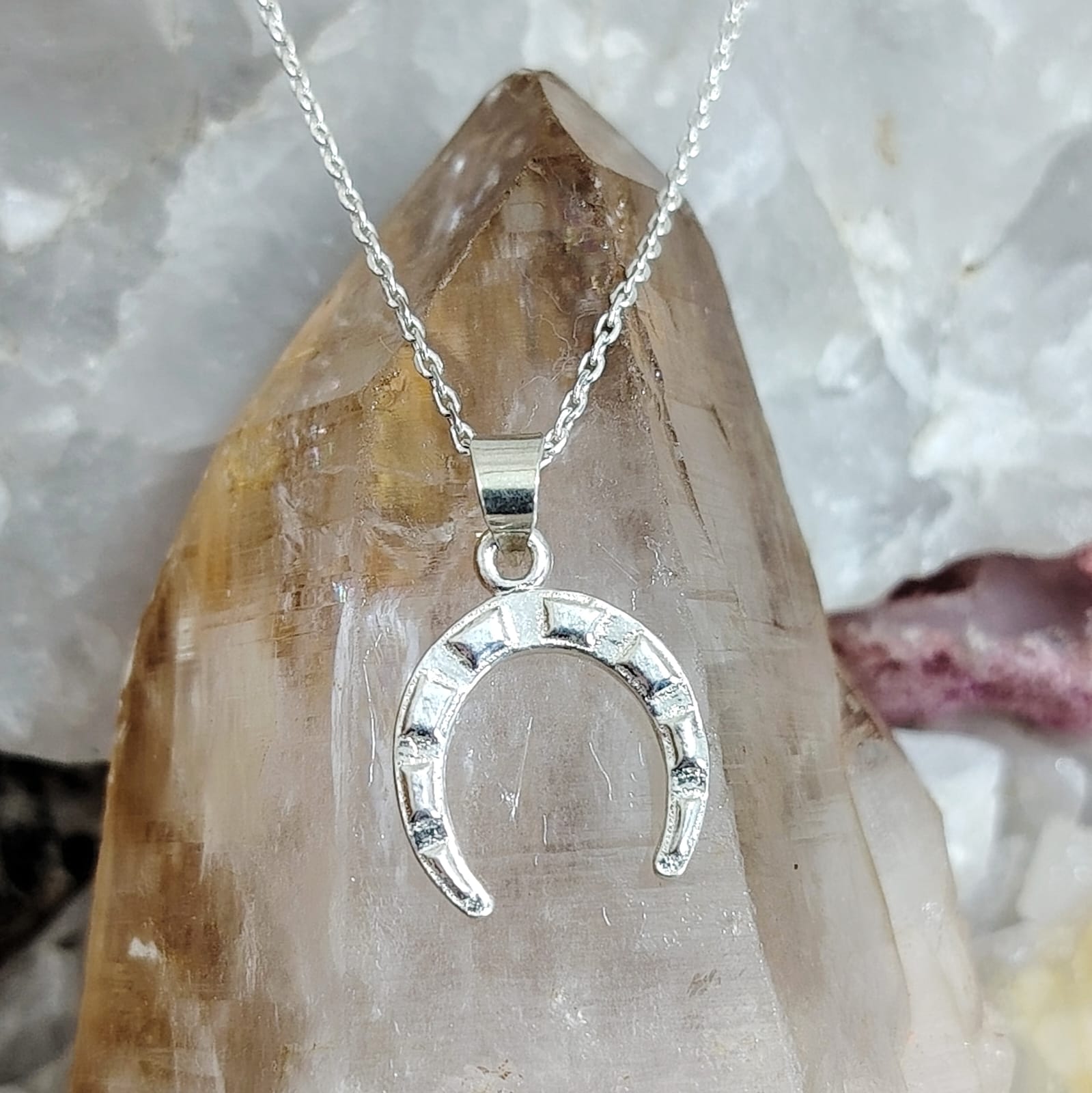 Collar dije Herradura cadena ajustable 40 a 44 cm.