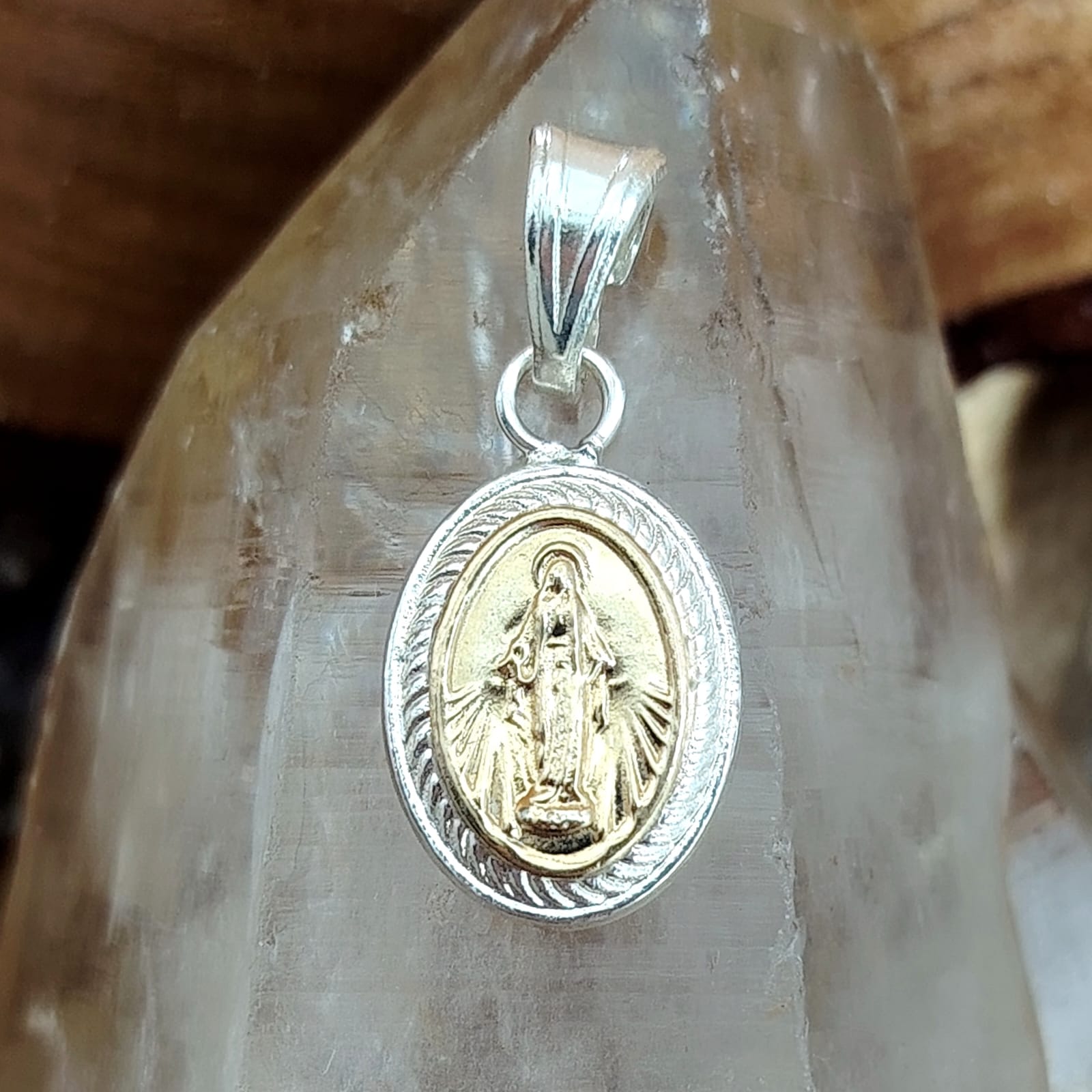 Dije Virgen María reversible con laminado con oro