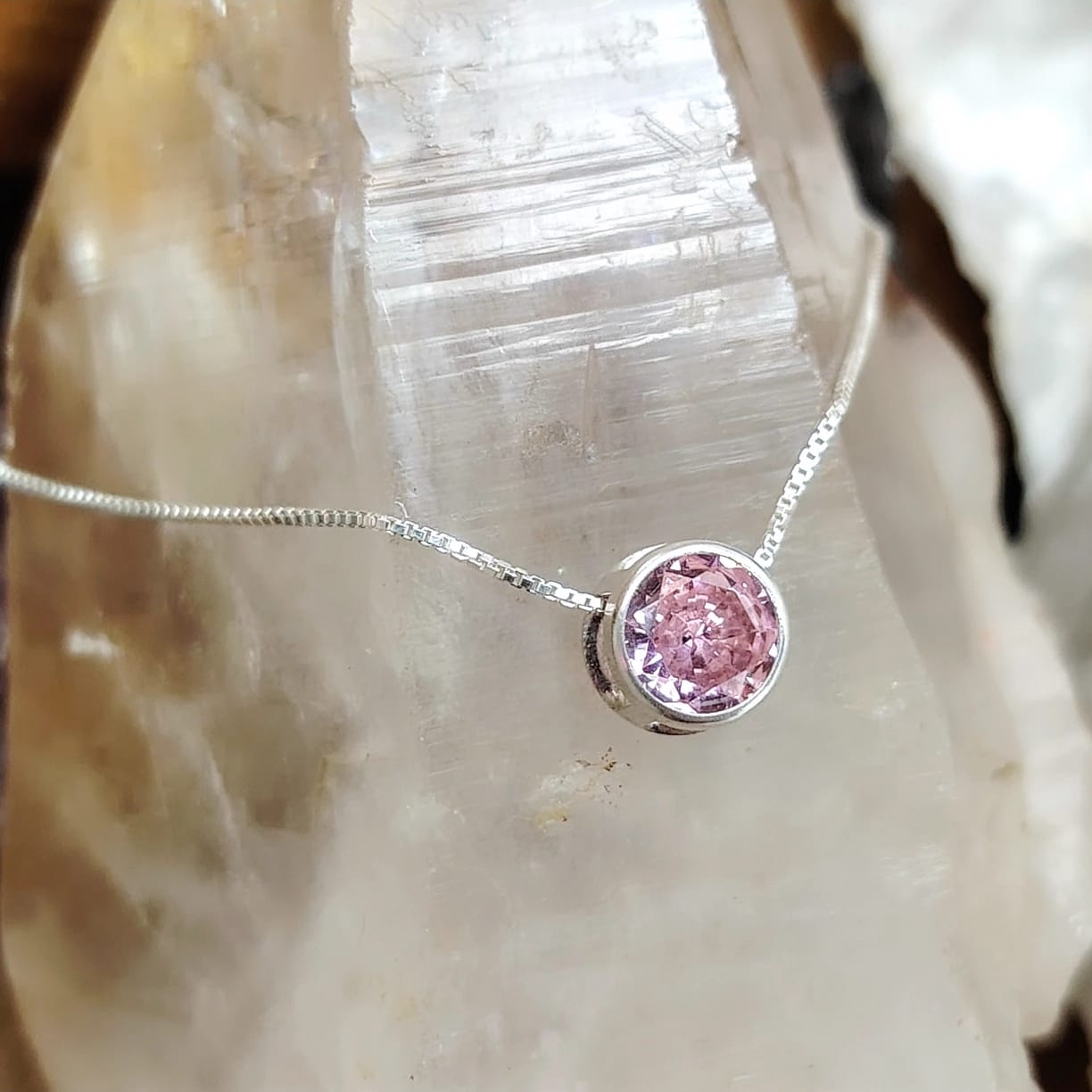 Collar Punto de Luz Rosado 45 cm
