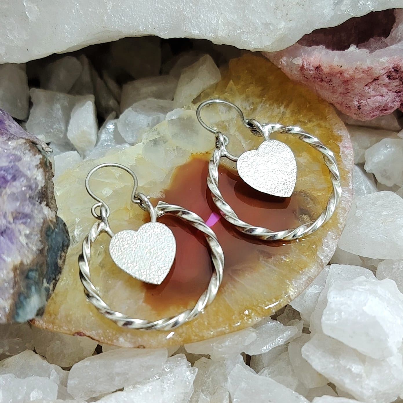 Argollas enroscadas con corazón
