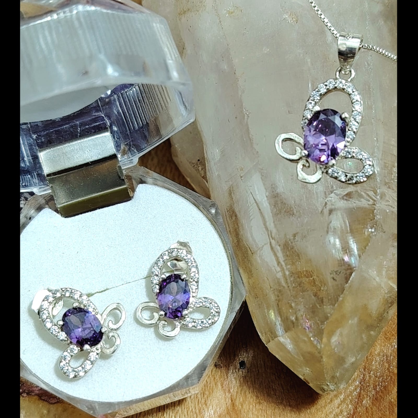 Conjunto mariposa circón amatista e incrustaciones