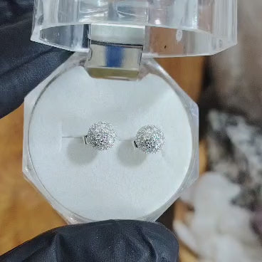 Aros pegados Esferas de plata texturizadas.