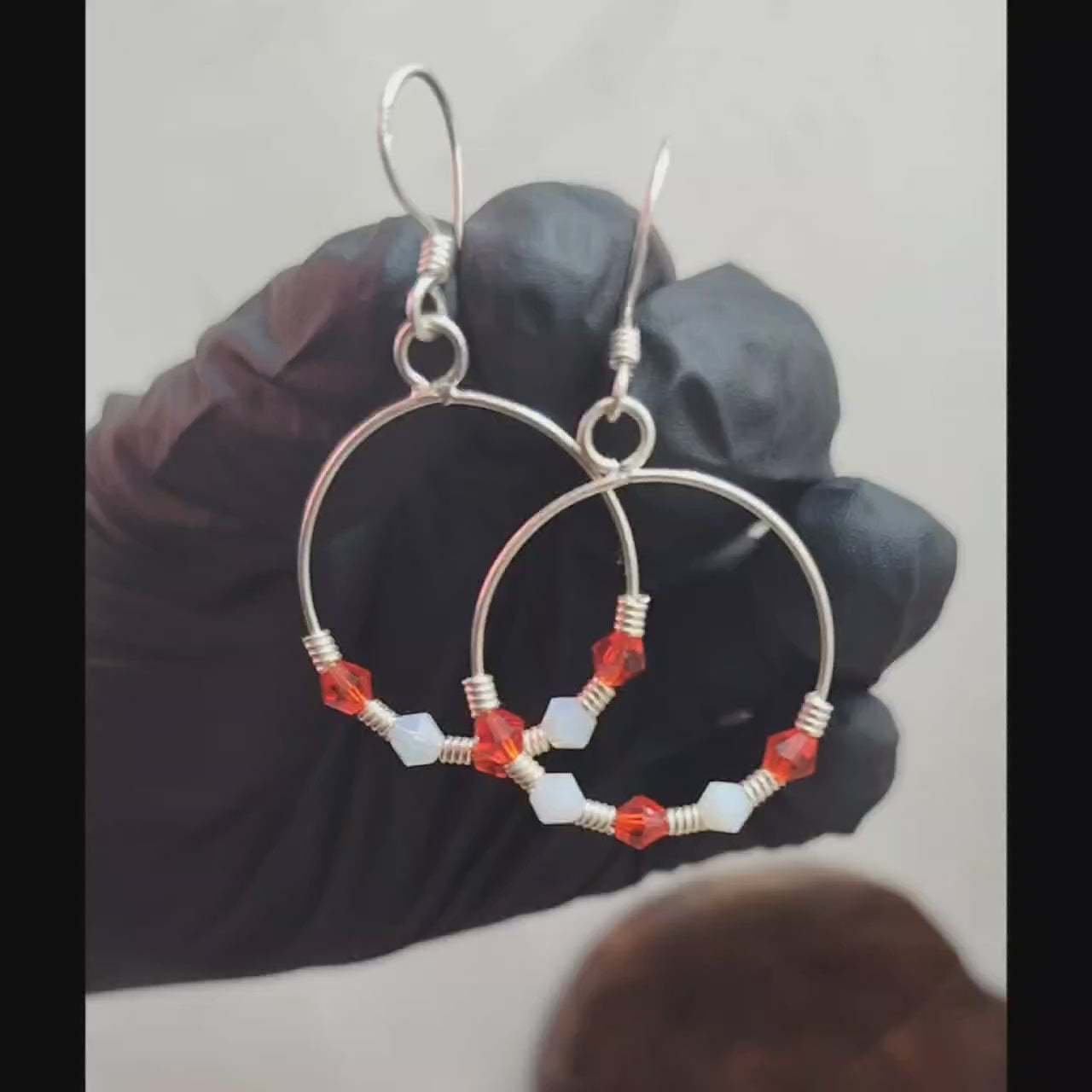 Aros largos circunferencia rojo y blanco