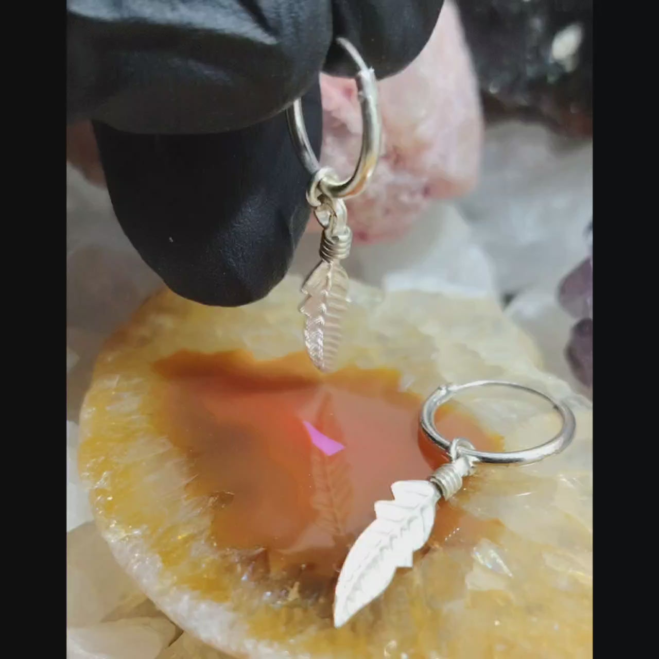 Argolla con chiche Pluma.