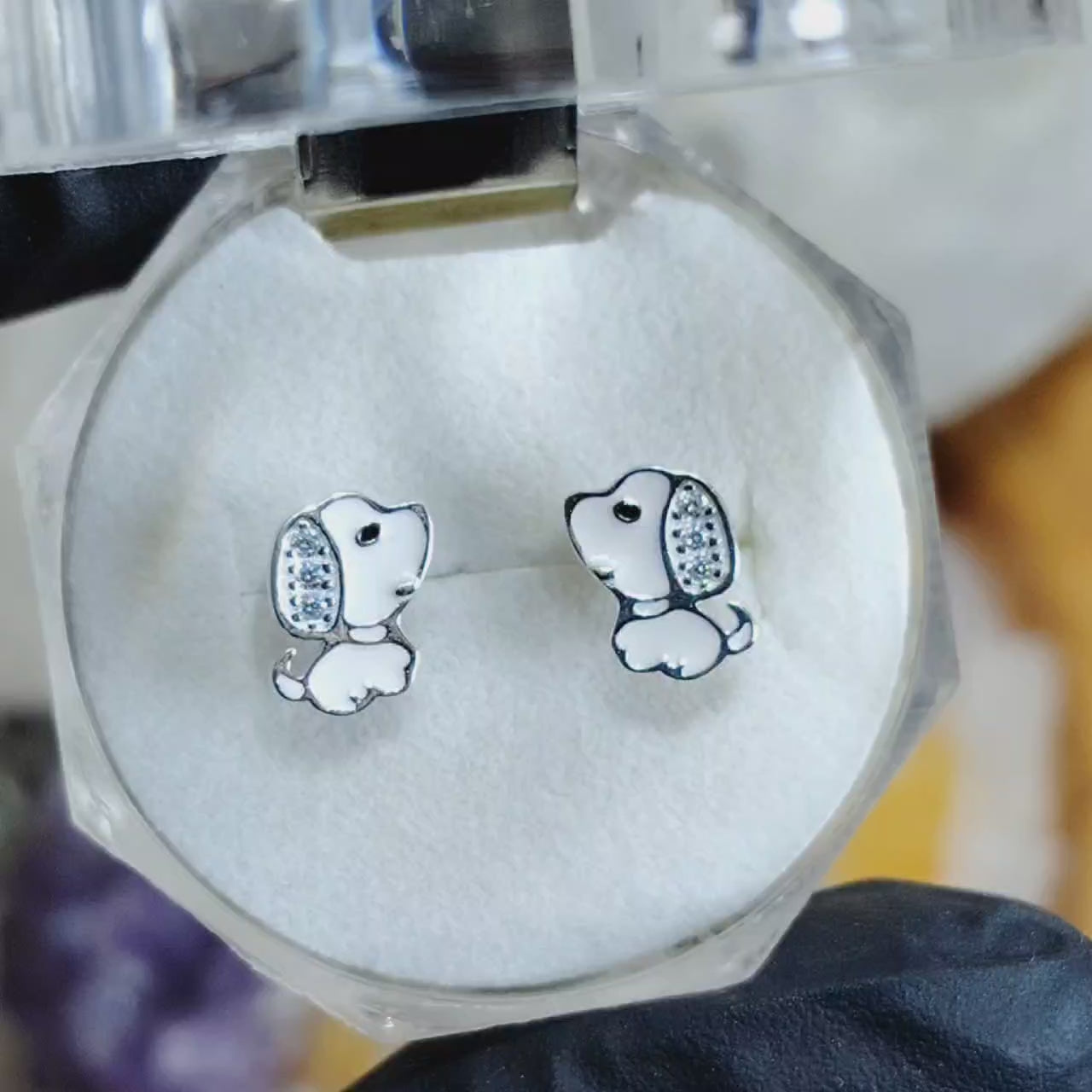 Aros pegados perritos esmaltados con microcircones