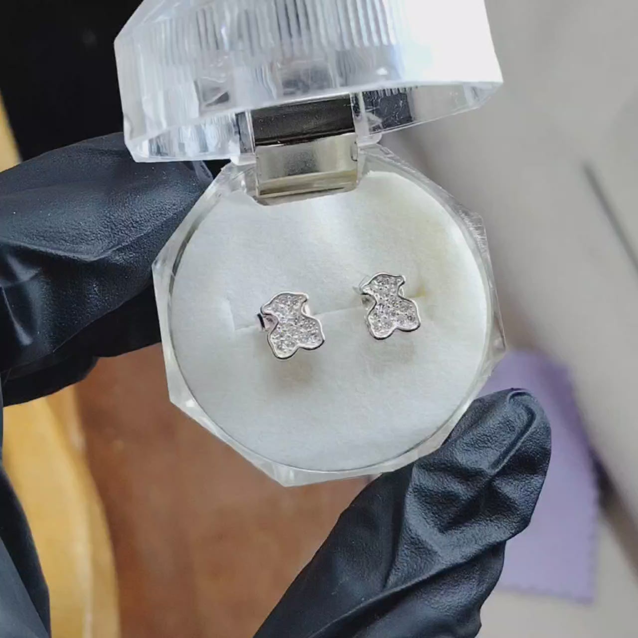Aros pegados osos incrustado con microcircones translucidos