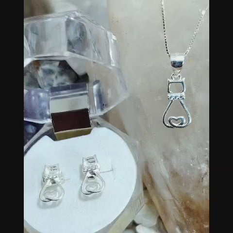 Conjunto figura Gatitos sentados.