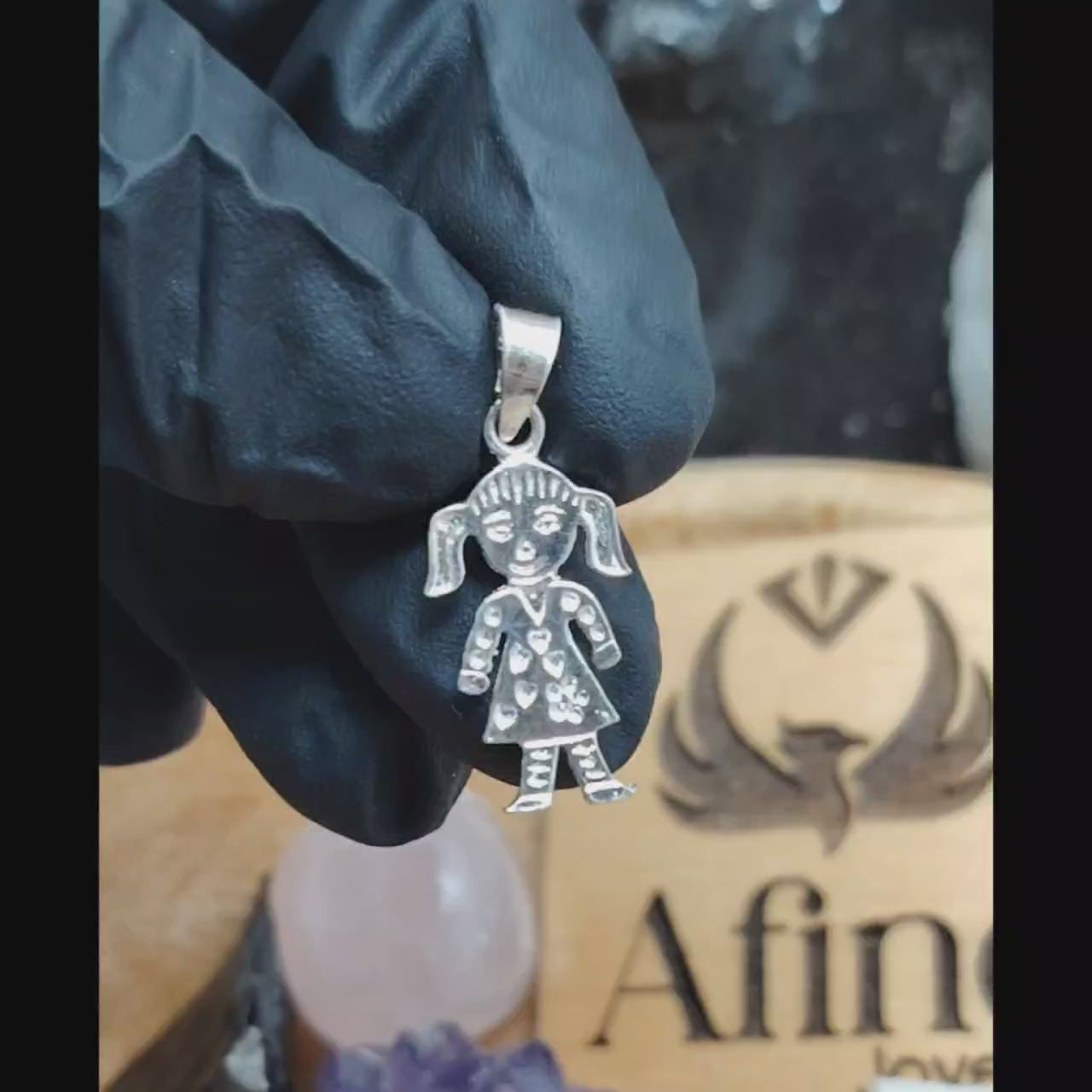 Dije Niña de plata.