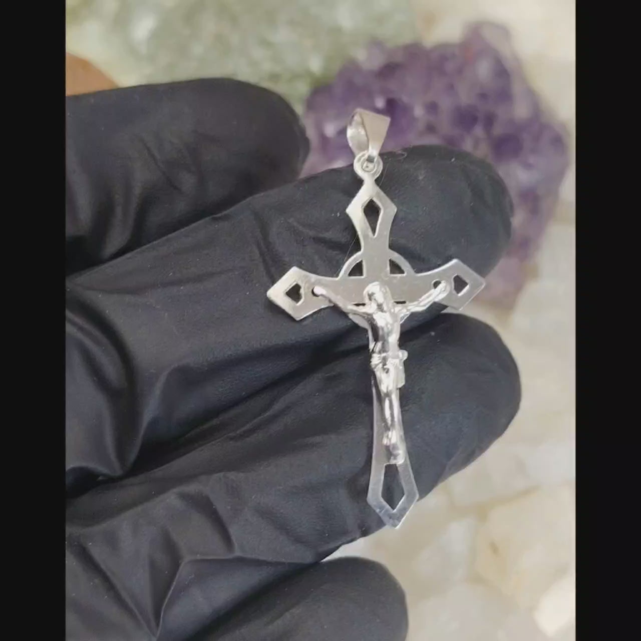 Dije crucifijo de plata
