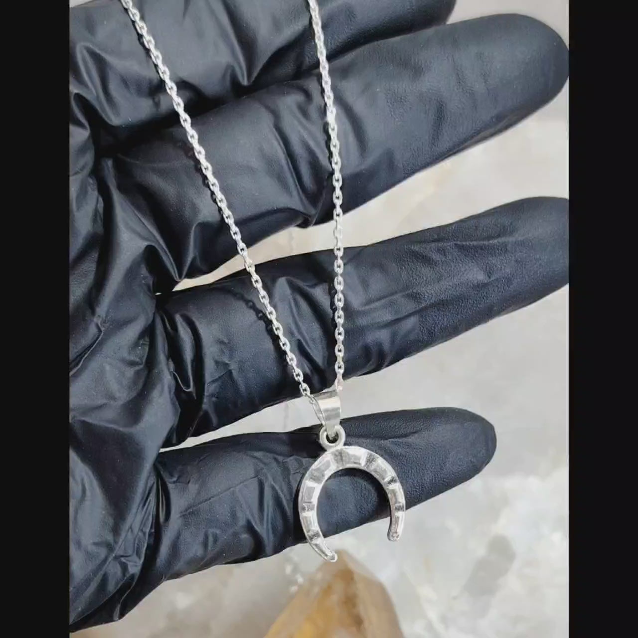 Collar con Dije Herradura cadena ajustable 40 a 44 cm