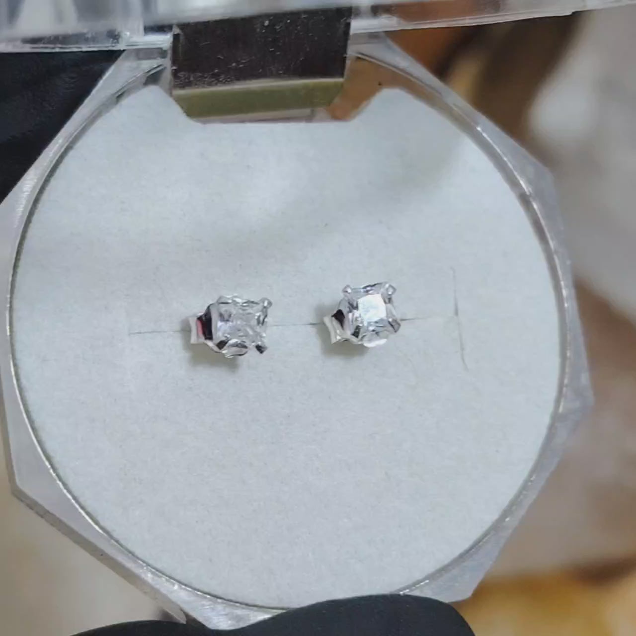 Aros pegados circón translucido cuadrado 3 mm