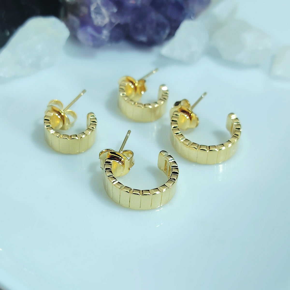 Aros pegados semi argollas enchapado en oro