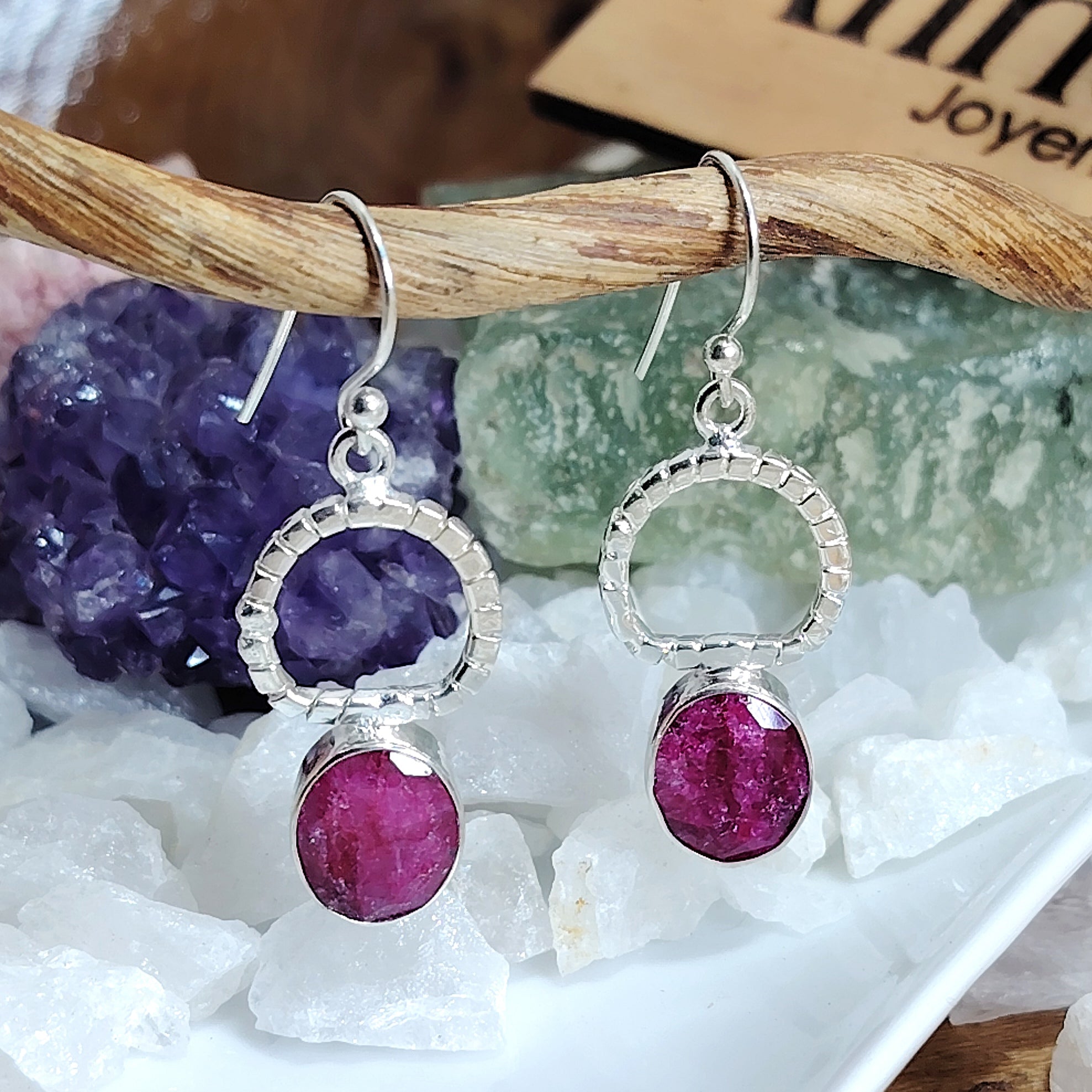 Aros largos de plata piedra natural rubí zoisita