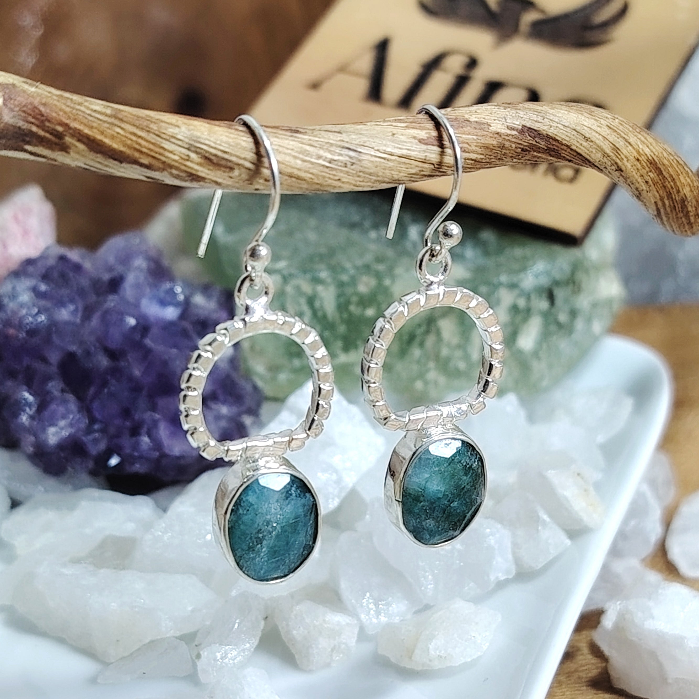 Aros largos de plata  piedra natural apatito